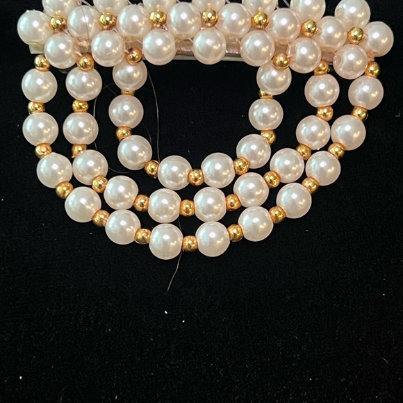 Vintage 1980’s Gold and White Pearl Hair Accessory - Picture 2 of 5